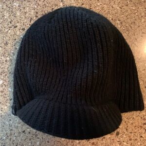 Black Ribbed Knit Beanie